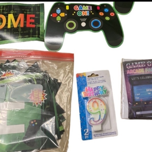 Video Gamer Birthday Party Huge Bundle Arcade Variety Set Happy Birthday - Picture 11 of 11